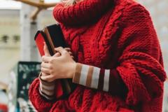 ΑΥΤΟ είναι το κόλπο για να μην σας πιάνει φαγούρα με τα ΜΑΛΛΙΝΑ ρούχα...