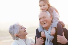 Όταν ο παππούς και η γιαγιά μένουν κοντά σας