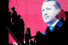 Ο Ερντογάν απέλυσε ακόμη 6.000 δημοσίους υπαλλήλους