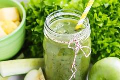 Το smoothie που θα σε βοηθήσει να κάψεις το περιττό λίπος