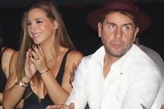 Η απόδειξη ότι ο  Γιώργος Μαζωνάκης αρραβωνιάστηκε