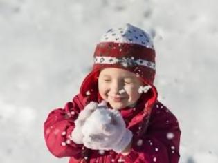 Φωτογραφία για Κάνει πολύ κρύο; Ντύστε το παιδί σας έξυπνα  και πηγαίνετε βόλτα