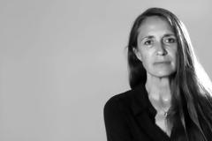 Άνεκε Λούκας: Σεξουαλική σκλάβα στα 6 της χρόνια! “Φορώντας μεταλλικό κολάρο για σκύλους, αναγκασμένη να φάω ανθρώπινα περιττώματα”