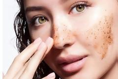 Να κάνω απολέπιση προσώπου σε ευαίσθητη επιδερμίδα;