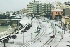 Χιόνια, χαλάζι και ...πολικές θερμοκρασίες στην Κρήτη