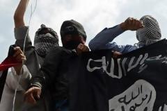 Υψώθηκαν σημαίες του Ισλαμικού Κράτους σε αλβανικά χωριά στη βόρεια Ήπειρο