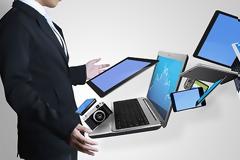 Στάσιμες το 2017 οι παγκόσμιες πωλήσεις συσκευών