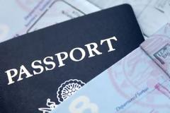 Γιατί οι στρατιωτικοί εξακολουθούν να είναι υποχρεωμένοι να ταξιδεύουν μόνο με διαβατήριο;