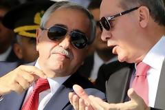 DIE WELT: ΜΠΟΡΕΙ Ο ΕΡΝΤΟΓΑΝ ΝΑ ΣΥΓΚΥΒΕΡΝΑ ΣΤΗΝ Ε.Ε. ΑΠΟ ΤΗΝ ΠΙΣΩ ΠΟΡΤΑ;