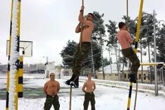 Φωτό - Έλληνες κομάντο εκπαιδεύονται στο χιόνι!