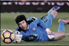 Δείτε ποια παπούτσια φοράνε οι ποδοσφαιριστές αλλά και πόσο ΚΟΣΤΙΖΟΥΝ... [photos]