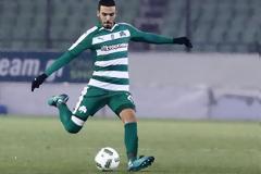 Ο Κουρμπέλης στο κέντρο είναι καλύτερος