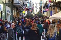 ΕΣΕΕ: ΑΠΟΓΟΗΤΕΥΤΙΚΗ ΓΙΑ ΤΟΥΣ ΕΜΠΟΡΟΥΣ Η ΕΟΡΤΑΣΤΙΚΗ ΠΕΡΙΟΔΟΣ