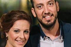 Αίγιο: Νεόνυμφοι μοίρασαν φαγητό από γαμήλιο τραπέζι τους σε εγκλωβισμένους οδηγούς... [video]