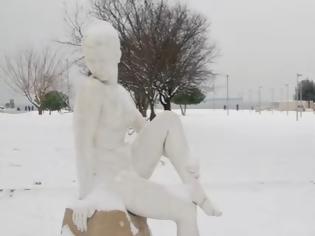 Φωτογραφία για Όταν η Νύμφη του Θερμαϊκού ντύνεται στα λευκά [video]