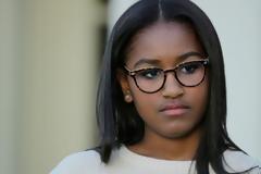 Γιατί η κόρη του Ομπάμα, Sasha, ήταν απούσα από την τελευταία ομιλία του πατέρα της;