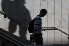 Χωρίς δουλειά πάνω από ένα εκατομμύριο Έλληνες