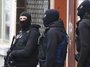 Φωτογραφία για Δύο νέες συλλήψεις στο Βέλγιο για την επίθεση στο Παρίσι