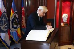 Παυλόπουλος από τη ΣΕΘΑ: Η κρίση δεν επηρεάζει την υπεράσπιση εθνικών ζητημάτων