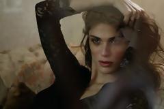 Ποιο χαρακτηριστικό είναι αυτό που ελκύει τους άνδρες στο πρόσωπο των γυναικών;