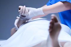 Καταγγελία για ιατροδικαστή - ''μαϊμού''