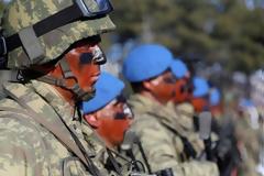 Υπό κατάρρευση ο τουρκικός στρατός: 3.000 κομάντος ερευνήθηκαν για σχέσεις με το PKK