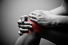 Γόνατο: γιατί πονάει όταν ανεβαίνω σκάλες;