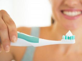 Φωτογραφία για Αυτός είναι ο καλύτερος τρόπος για να καθαρίσετε την ηλεκτρική σας οδοντόβουρτσα