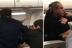 Αεροσκάφος έκανε αναγκαστική προσγείωση λόγω άγριου καβγά στον αέρα