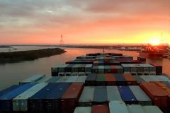 Χάνουν τα πλοία τους ελληνικές εταιρείες με μικρό στόλο