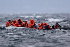 Ιταλία: Διασώθηκαν πάνω από 500 μετανάστες, δύο βρέθηκαν νεκροί σε επιχειρήσεις στη Μεσόγειο