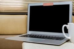 Πώς να απενεργοποιήσετε την κάμερα του MacBook σε MacOS Sierra