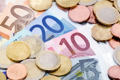 Κοινωνικό Επίδομα Αλληλεγγύης: Ποιοι το δικαιούνται και πότε θα το πάρουν