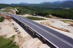 Πήγαν στον Παυλόπουλο και ζητούν να μετονομαστεί η Ιόνια οδός σε 