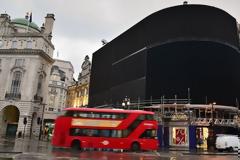 Έσβησαν οι γιγαντοοθόνες του Πικαντίλι Σέρκους