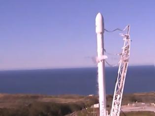 Φωτογραφία για Επιτυχής εκτόξευση του πυραύλου Falcon 9 για τη SpaceX [video]