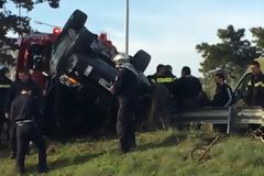 Bίντεο NTOKOYMENTO από το αυτοκίνητο του Παντελή Παντελίδη λίγα λεπτά μετά το θανάσιμο δυστύχημα