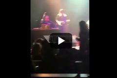 Η Ζωή Κωνσταντοπούλου χορεύει πρώτο τραπέζι πίστα - «Λένε για μένα...» [video]