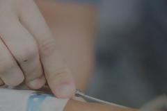 Κρήτη: Συγκρατημένη αισιοδοξία για την αγρότισσα που ήπιε φυτοφάρμακο