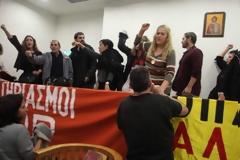 Ενταση και προπηλακισμοί σε πλειστηριασμούς - 