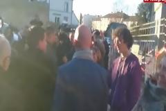 Νεαρός χαστούκισε on camera τον Μανουέλ Βαλς