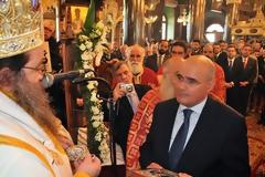 Ο αναγνώστης Στρατηγός και ο ιεροψάλτης Διευθυντής