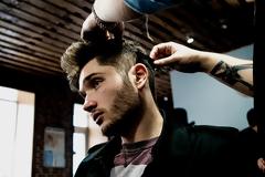 Πώς να φροντίζεις τα μαλλιά σου χωρίς να τα βάλεις ποτέ σε κίνδυνο