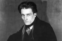 Στο σφυρί επιστολή του Αντονέν Αρτώ στον Αδόλφο Χίτλερ