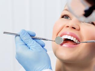 Φωτογραφία για Οι οδοντίατροι προσφεύγουν στο ΣτΕ κατά του νέου φοροασφαλιστικού νόμου