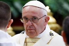 Εύσημα Πάπα σε Ελλάδα και Ιταλία για τους πρόσφυγες