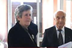 Λάρισα: Τίμησαν την γιαγιά που έφερε η ίδια στον κόσμο το εγγόνι της