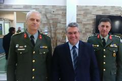 Κοπή πίτας από τον Ανώτερο Διοικητή της Φρουράς Δράμας