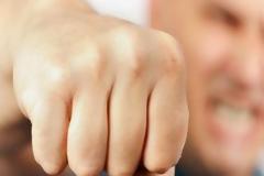 Χτύπησαν γιατρό στα επείγοντα του νοσοκομείου Πύργου