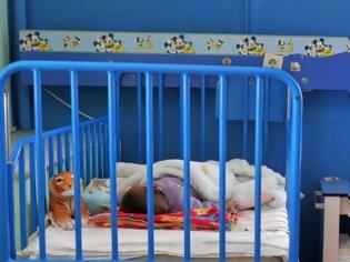 Φωτογραφία για Μετανιωμένη η μητέρα των εγκαταλελειμμένων παιδιών στη Πάτρα